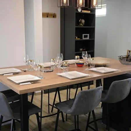 Hébergement de vacances La Taniere De La Baie - Maison 6-8 Pers