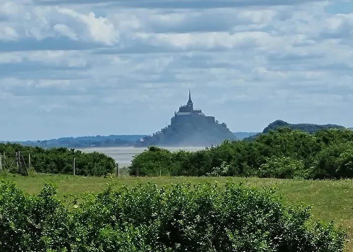 Дом отдыха La Taniere De La Baie - Maison 6-8 Pers Le Val-Saint-Pere