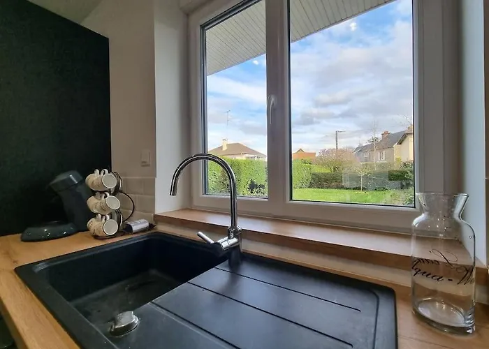 Дом отдыха La Taniere De La Baie - Maison 6-8 Pers Le Val-Saint-Pere