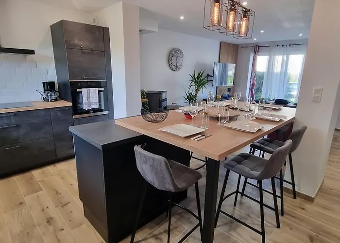 Дом отдыха La Taniere De La Baie - Maison 6-8 Pers